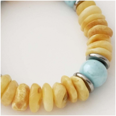 Bracelet from amber with ceramic 2