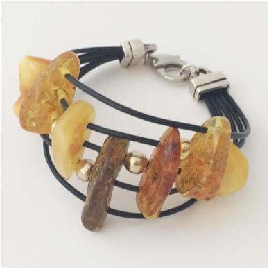Bracelet with amber "Melody 2"
