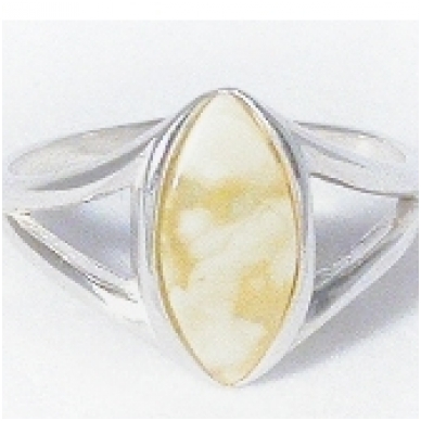 Baltic amber and silver ring 2 Baltic amber and silver ring 2
