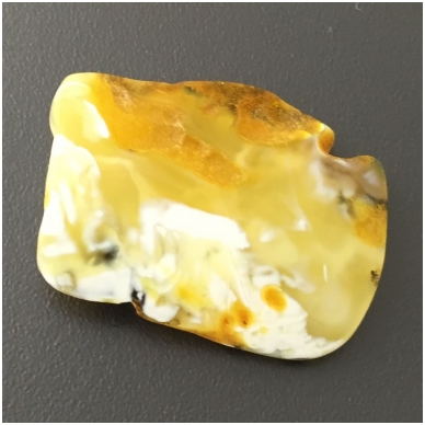 Yellow white amber piece