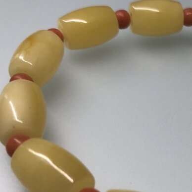 Yellow amber bracelet with coral 4