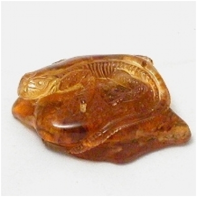 Amber figurine "Lizard"