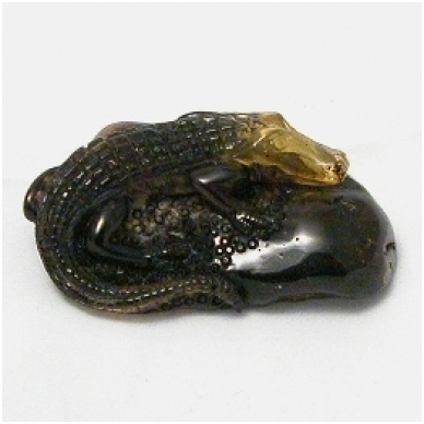 Amber figurine "Crocodile"