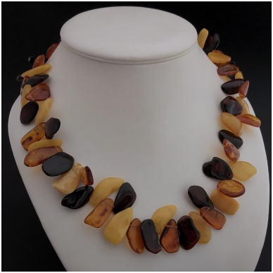 Amber necklace "Leaf"