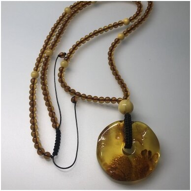 Amber necklace with round pendant 6