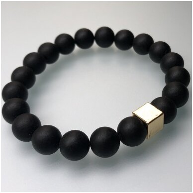 Black amber bracelet "KvadA"