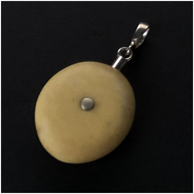 Yellow amber pendant