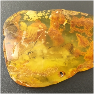 Transparent landscape amber piece 3