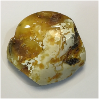 Polished Baltic amber stone