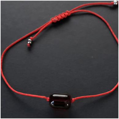 Red string with amber bead "Cherry"